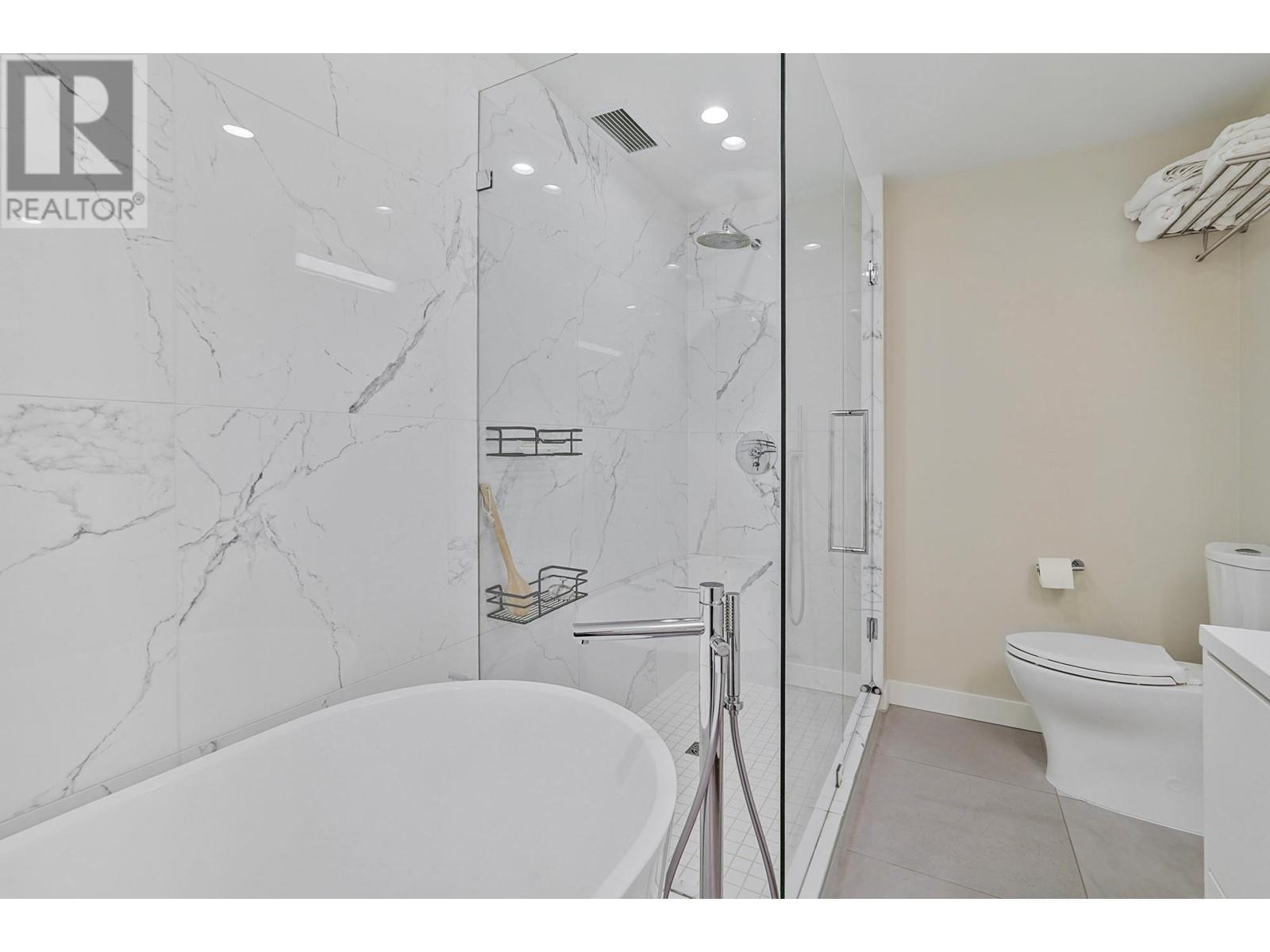 101 649 E 3rd Street, North Vancouver, British Columbia  V7L 1G6 - Photo 22 - R2978351