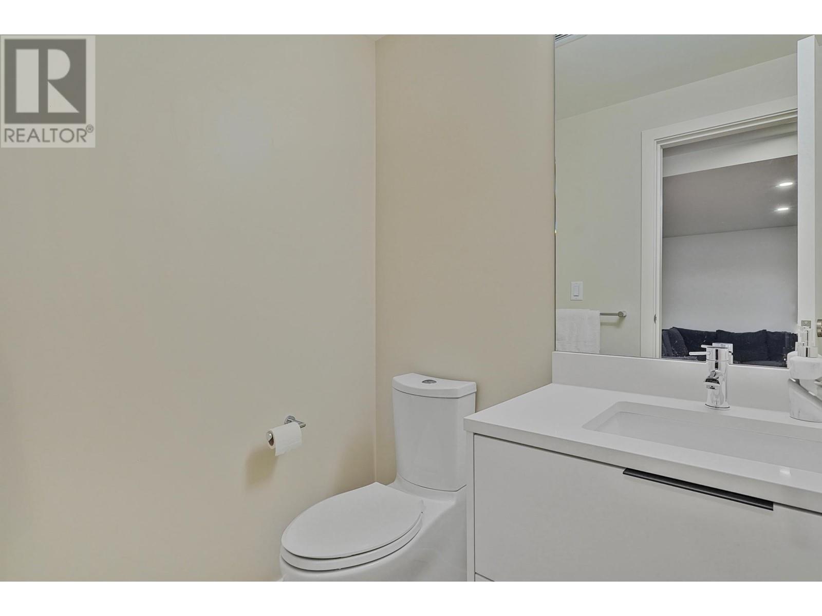101 649 E 3rd Street, North Vancouver, British Columbia  V7L 1G6 - Photo 28 - R2978351