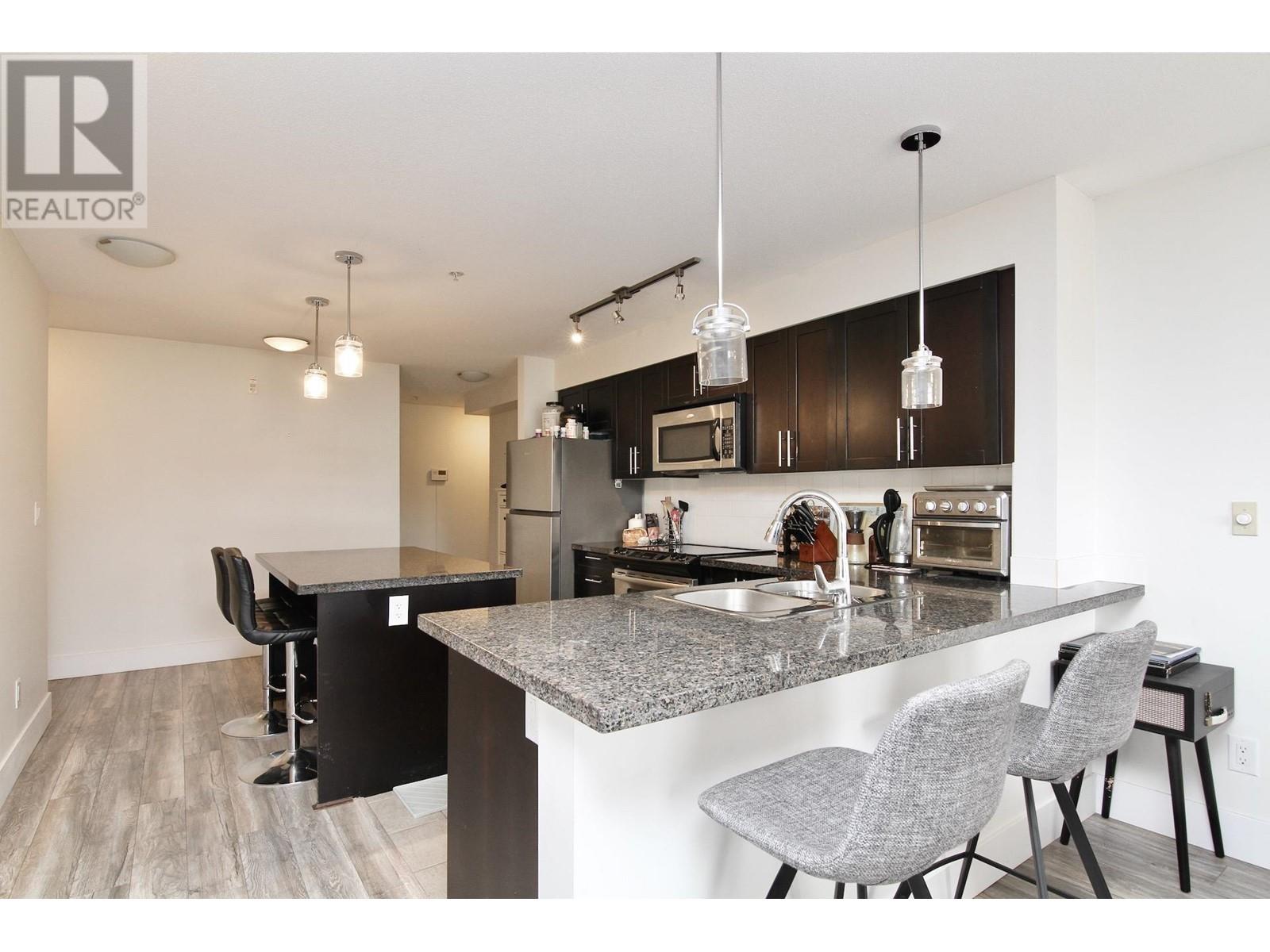 315 12283 224 Street, Maple Ridge, British Columbia  V2X 8Z3 - Photo 2 - R2978378