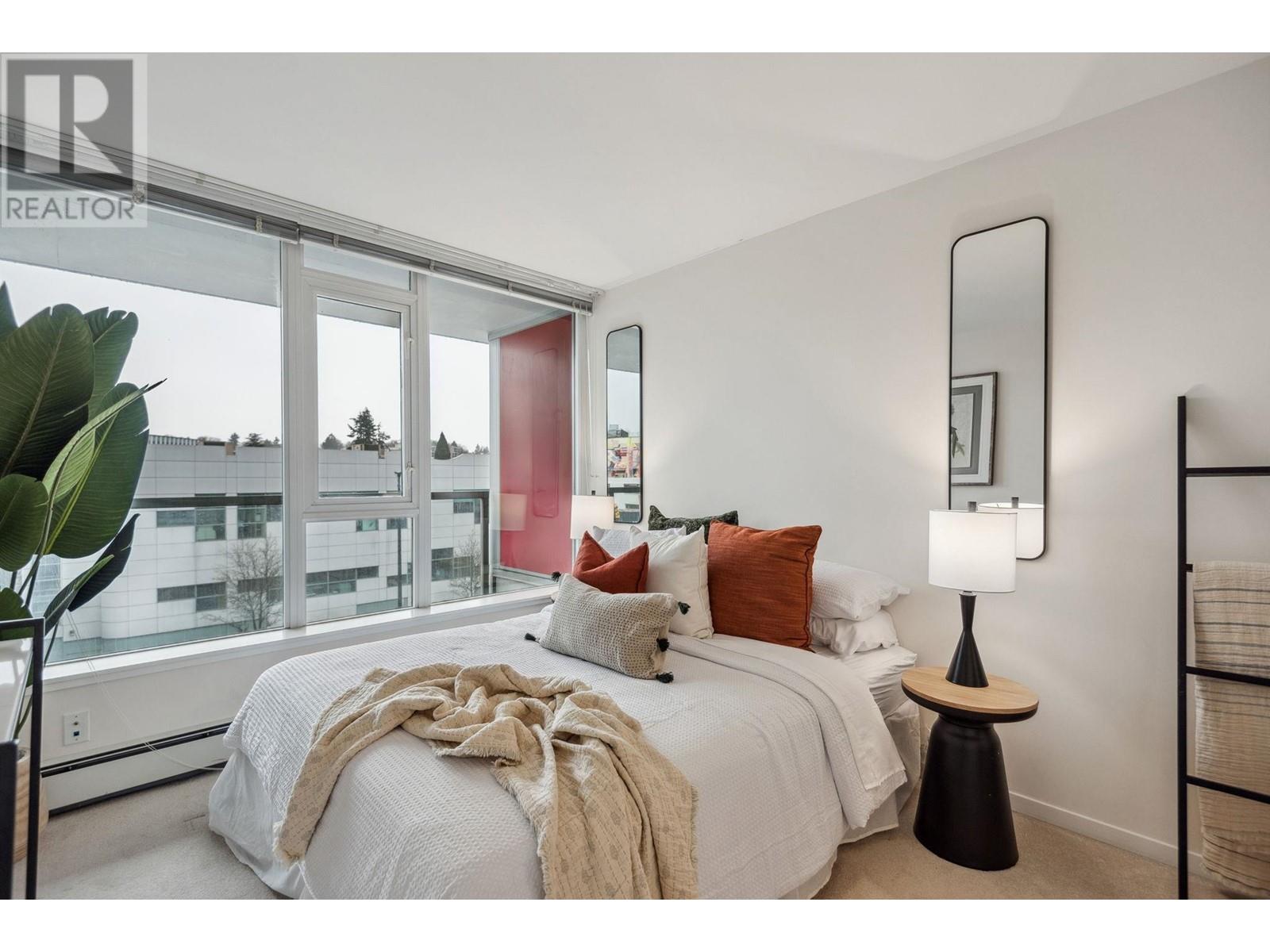 Listing Picture 11 of 36 : 507 1887 CROWE STREET, Vancouver / 溫哥華 - 魯藝地產 Yvonne Lu Group - MLS Medallion Club Member