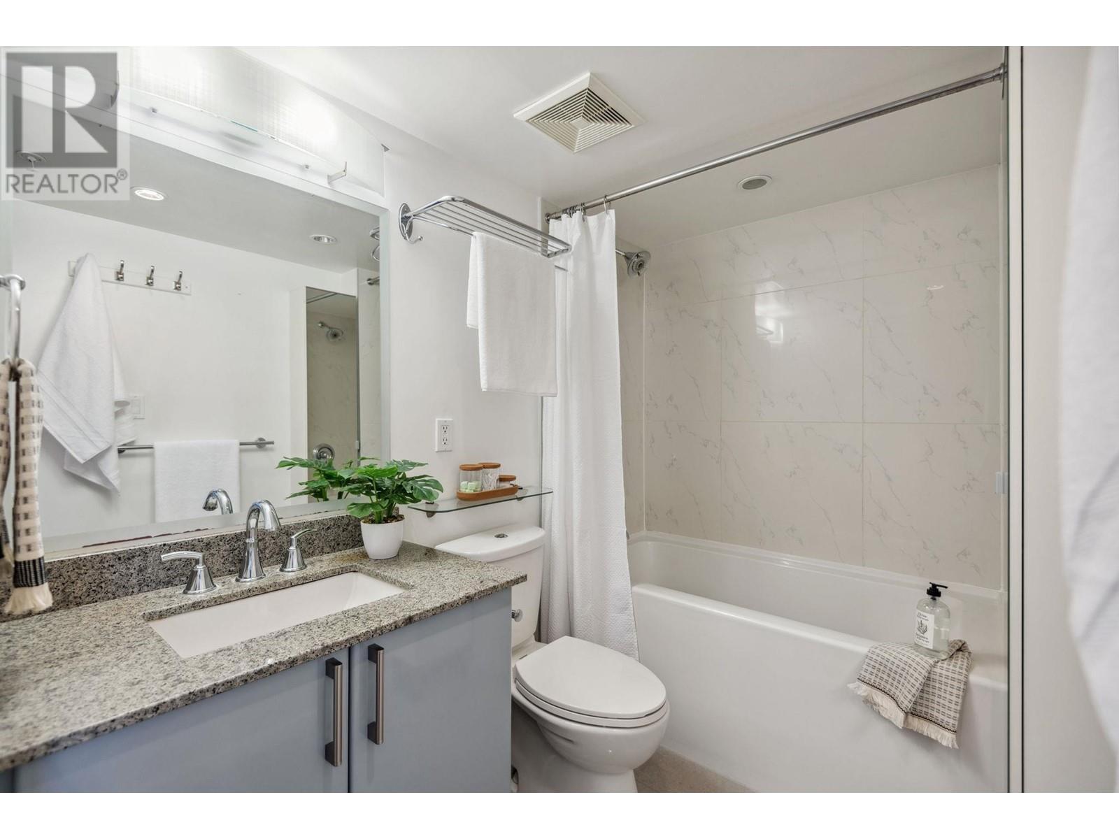 Listing Picture 18 of 36 : 507 1887 CROWE STREET, Vancouver / 溫哥華 - 魯藝地產 Yvonne Lu Group - MLS Medallion Club Member