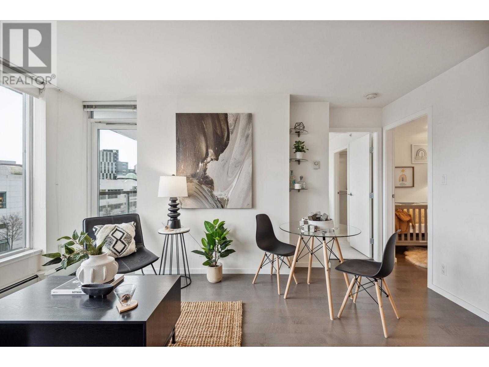 Listing Picture 2 of 36 : 507 1887 CROWE STREET, Vancouver / 溫哥華 - 魯藝地產 Yvonne Lu Group - MLS Medallion Club Member