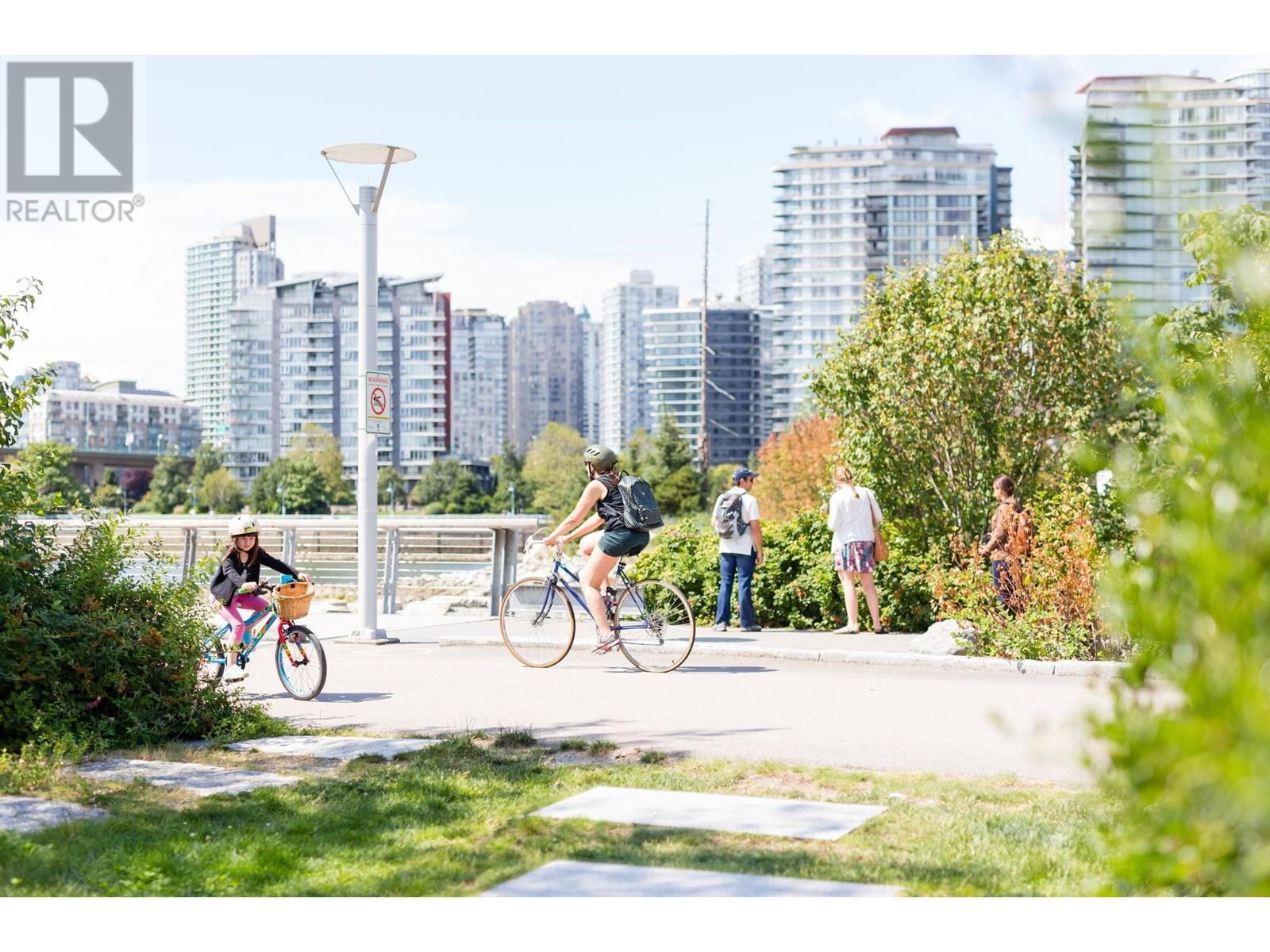 Listing Picture 34 of 36 : 507 1887 CROWE STREET, Vancouver / 溫哥華 - 魯藝地產 Yvonne Lu Group - MLS Medallion Club Member