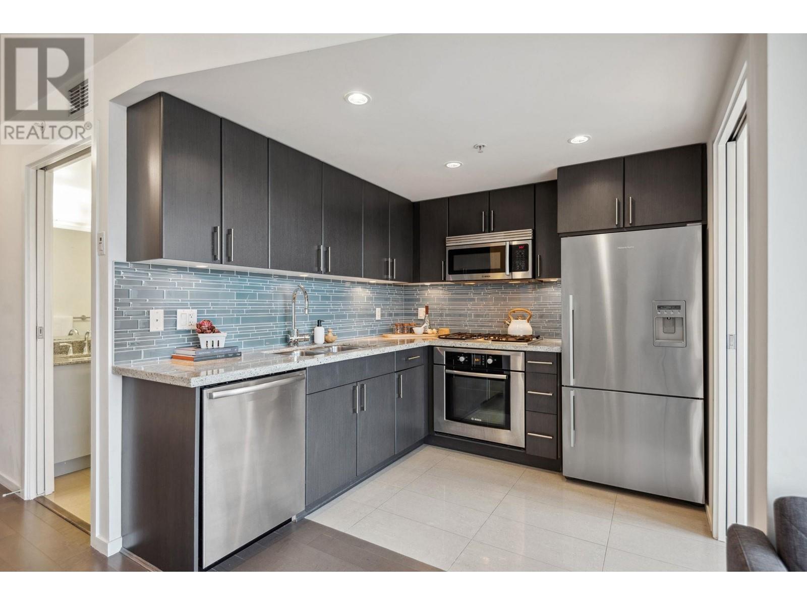 Listing Picture 8 of 36 : 507 1887 CROWE STREET, Vancouver / 溫哥華 - 魯藝地產 Yvonne Lu Group - MLS Medallion Club Member