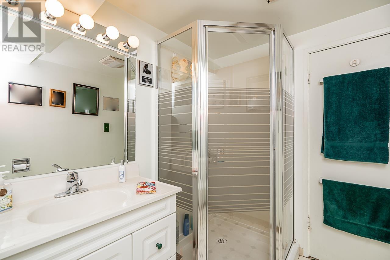 4930 Queensland Road, Vancouver, British Columbia  V6T 1G4 - Photo 22 - R2978412
