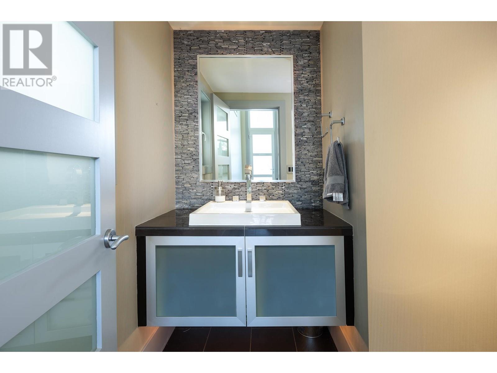 4371 Puget Drive, Vancouver, British Columbia  V6L 2V7 - Photo 7 - R2978428