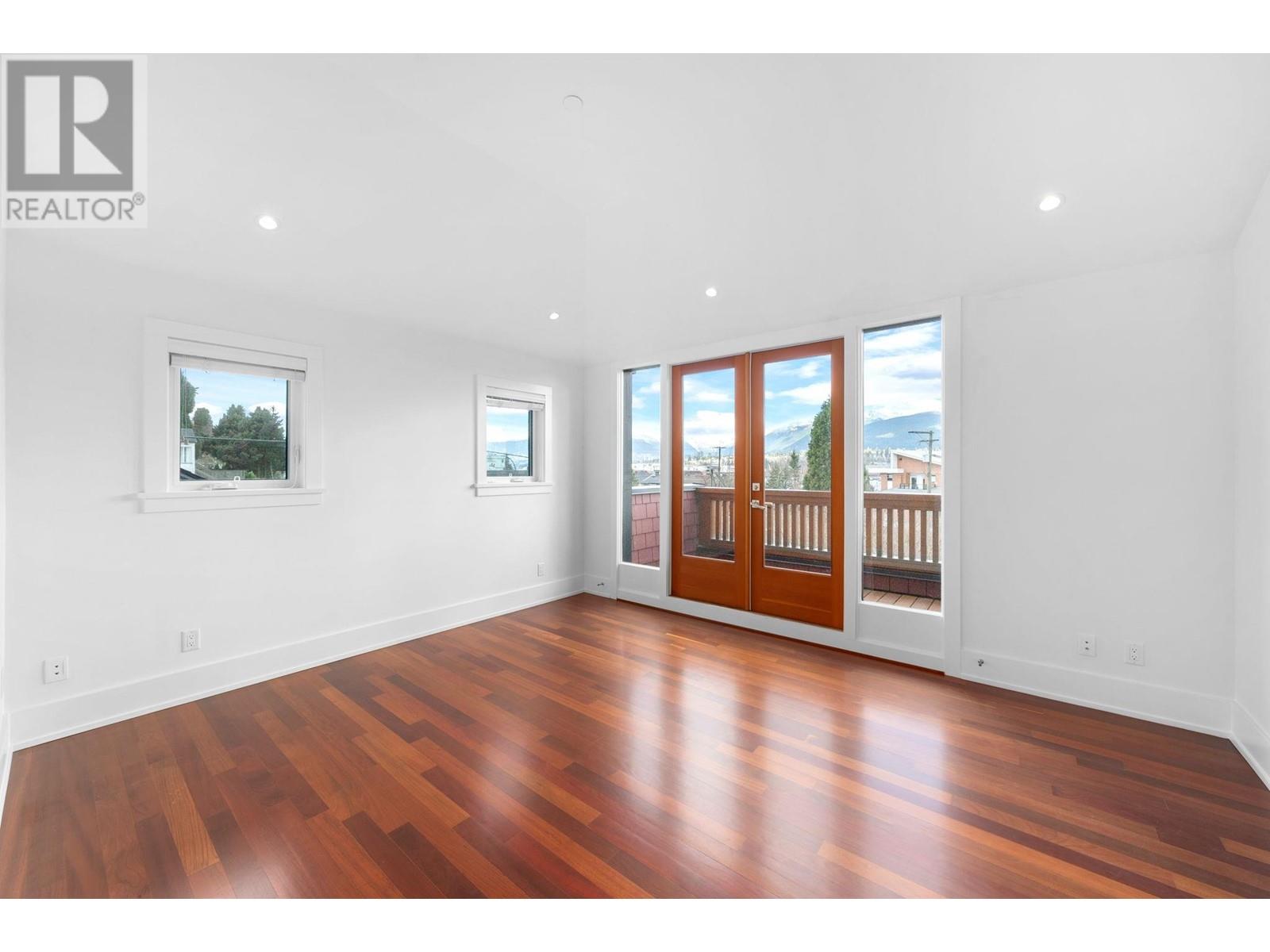 Listing Picture 15 of 40 : 2912 YALE STREET, Vancouver / 溫哥華 - 魯藝地產 Yvonne Lu Group - MLS Medallion Club Member