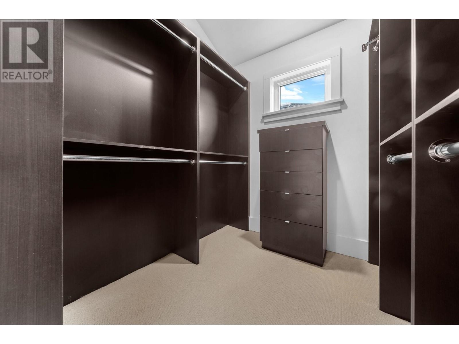Listing Picture 21 of 40 : 2912 YALE STREET, Vancouver / 溫哥華 - 魯藝地產 Yvonne Lu Group - MLS Medallion Club Member