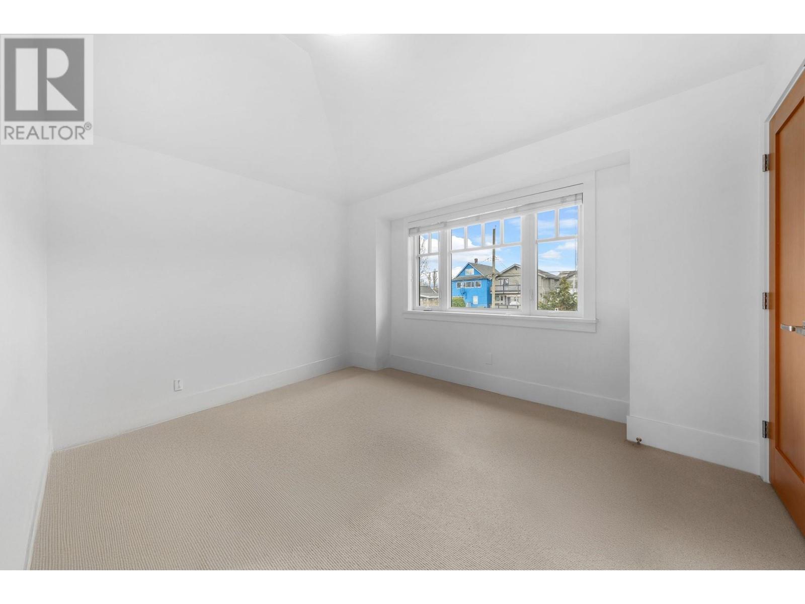 Listing Picture 24 of 40 : 2912 YALE STREET, Vancouver / 溫哥華 - 魯藝地產 Yvonne Lu Group - MLS Medallion Club Member