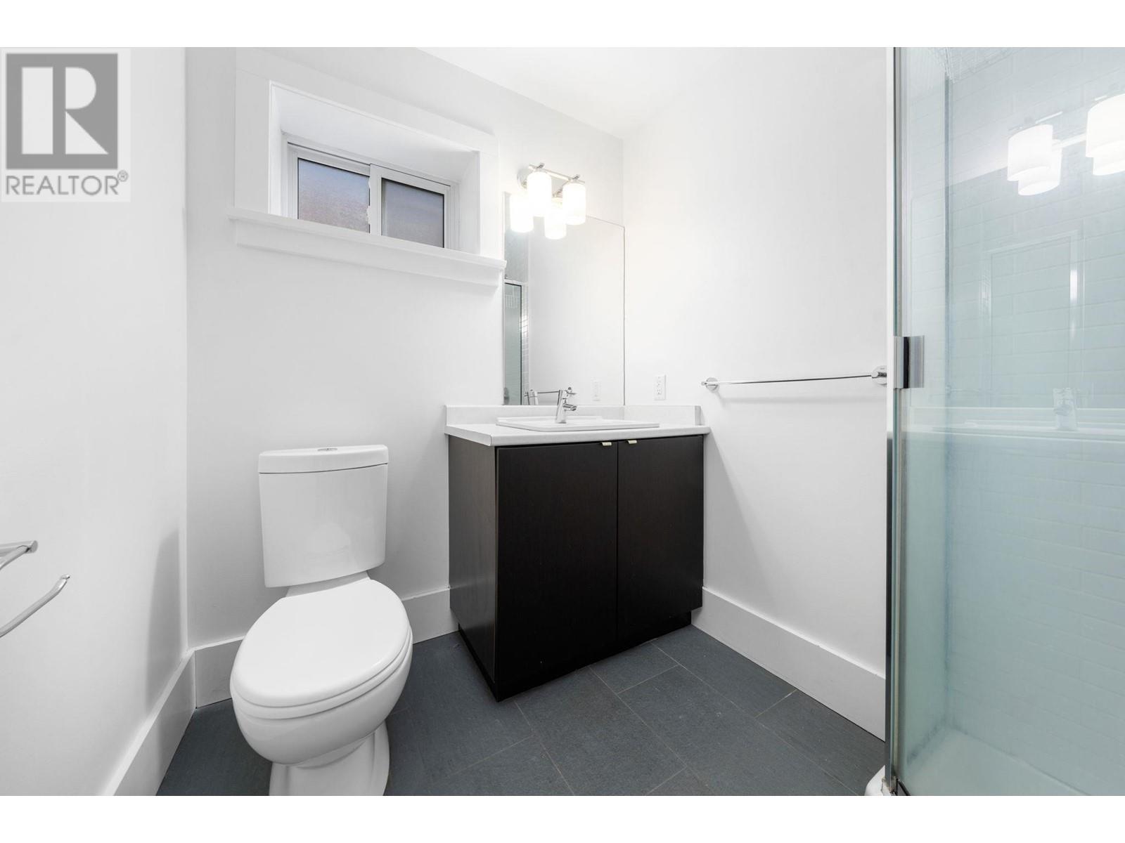Listing Picture 29 of 40 : 2912 YALE STREET, Vancouver / 溫哥華 - 魯藝地產 Yvonne Lu Group - MLS Medallion Club Member