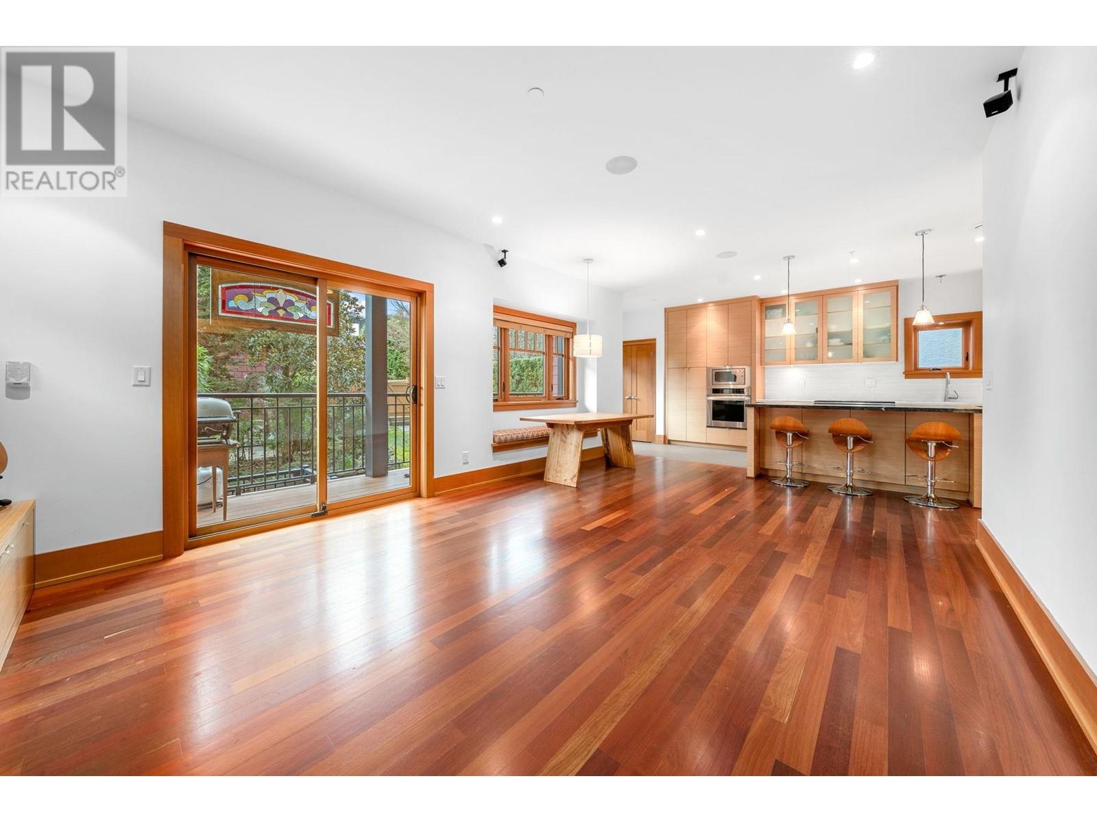 Listing Picture 9 of 40 : 2912 YALE STREET, Vancouver / 溫哥華 - 魯藝地產 Yvonne Lu Group - MLS Medallion Club Member