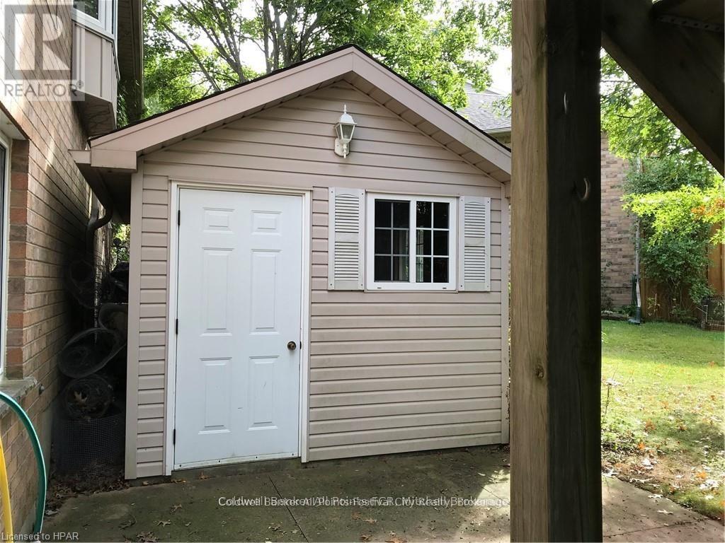138 Athlone Crescent, Stratford, Ontario  N4Z 1H9 - Photo 9 - X12023755