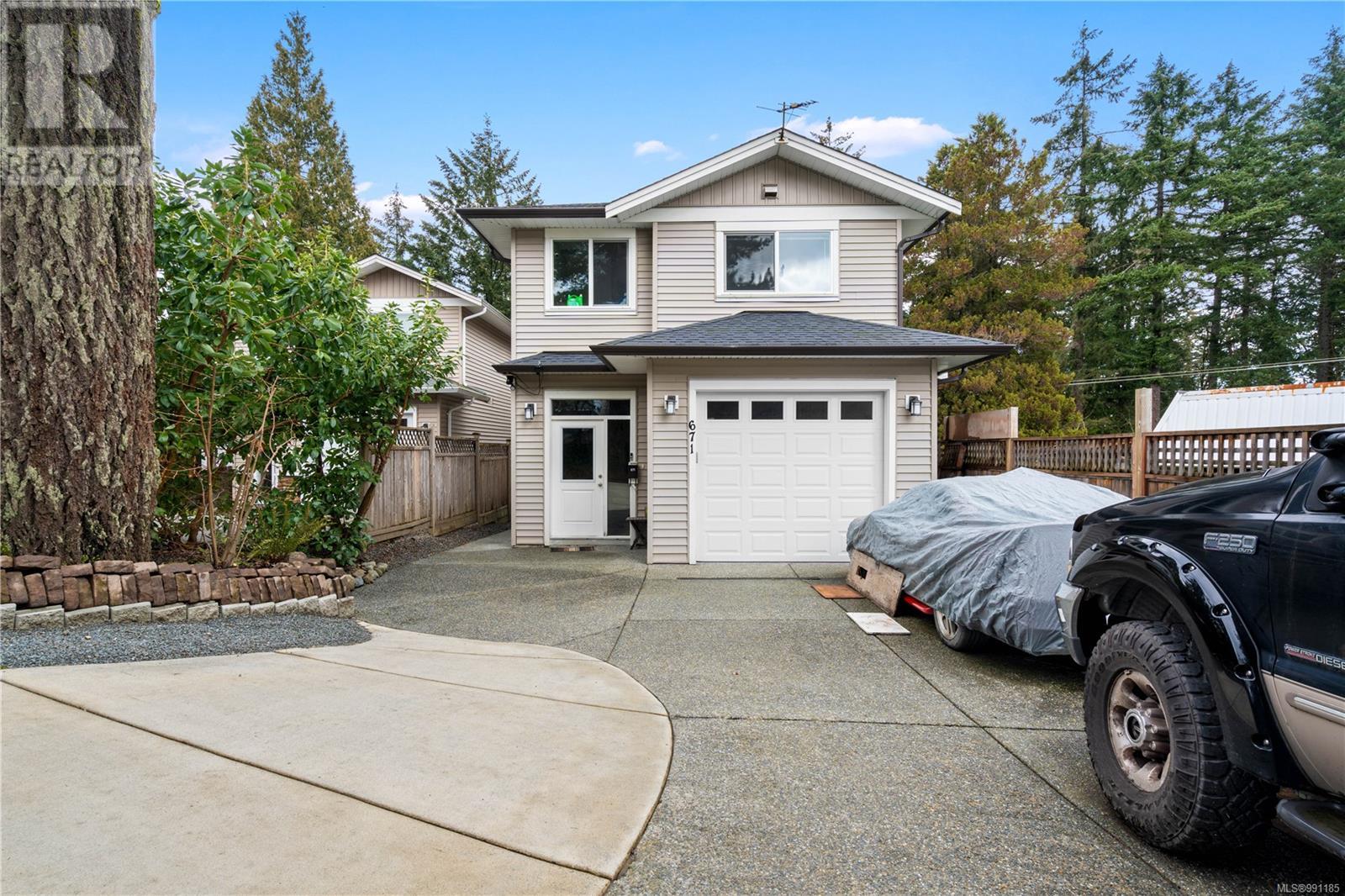 Property at 671 Bowen Rd image 1