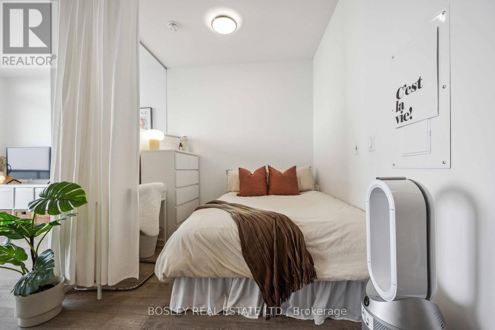 3006 - 101 Erskine Avenue, Toronto, Ontario  M4P 1Y5 - Photo 12 - C12023723
