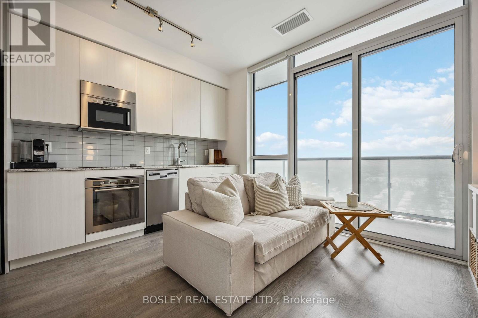 3006 - 101 Erskine Avenue, Toronto, Ontario  M4P 1Y5 - Photo 4 - C12023723