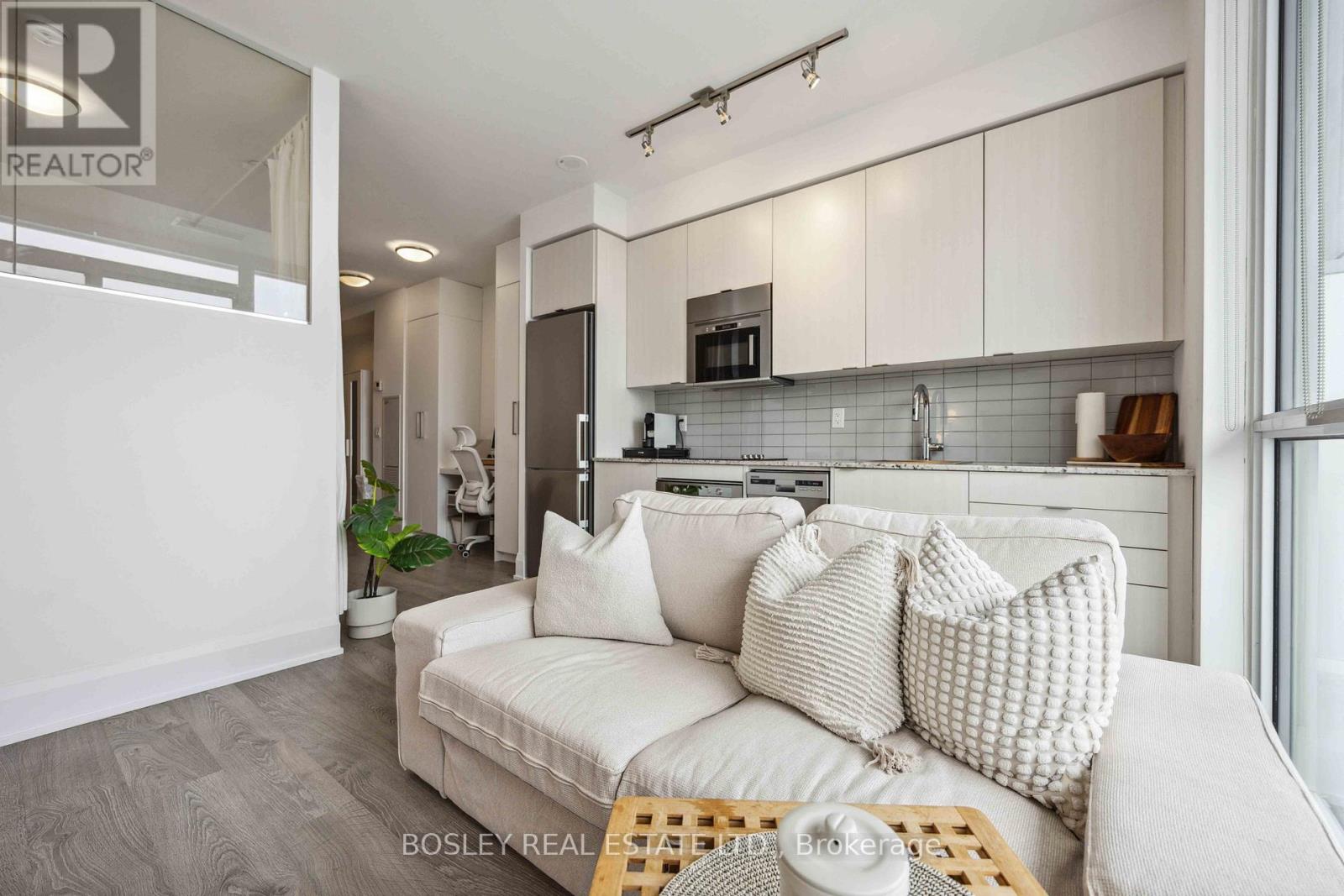 3006 - 101 Erskine Avenue, Toronto, Ontario  M4P 1Y5 - Photo 6 - C12023723