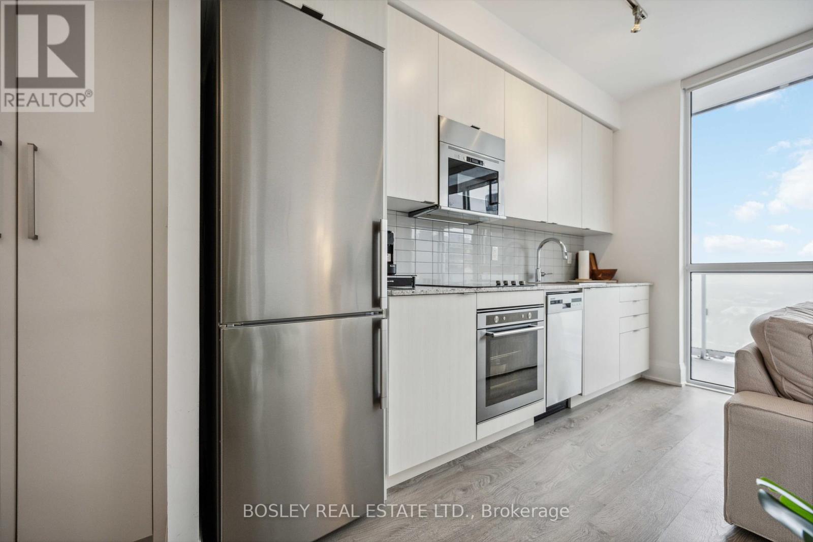 3006 - 101 Erskine Avenue, Toronto, Ontario  M4P 1Y5 - Photo 7 - C12023723