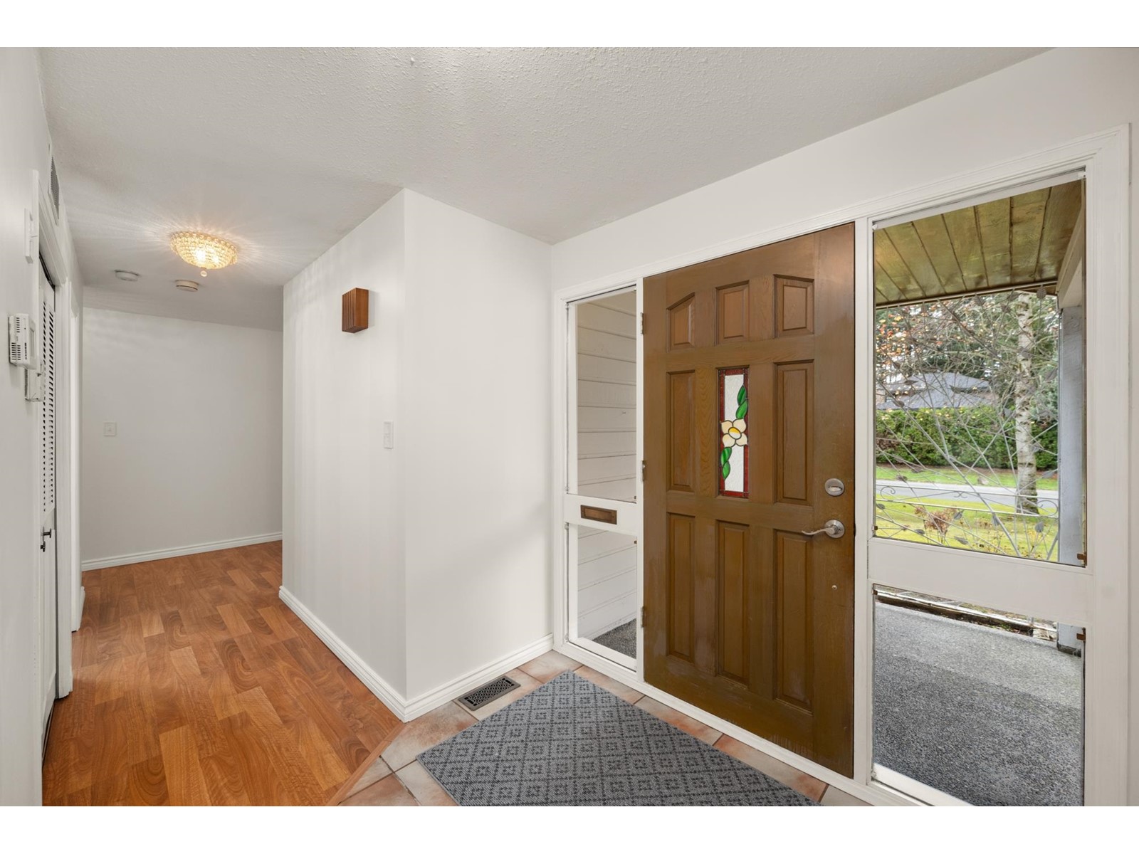 12184 57a Avenue, Surrey, British Columbia  V3X 2S3 - Photo 4 - R2967961