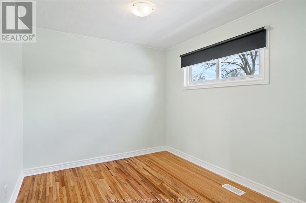 Property at 2663 LLOYD GEORGE image 3
