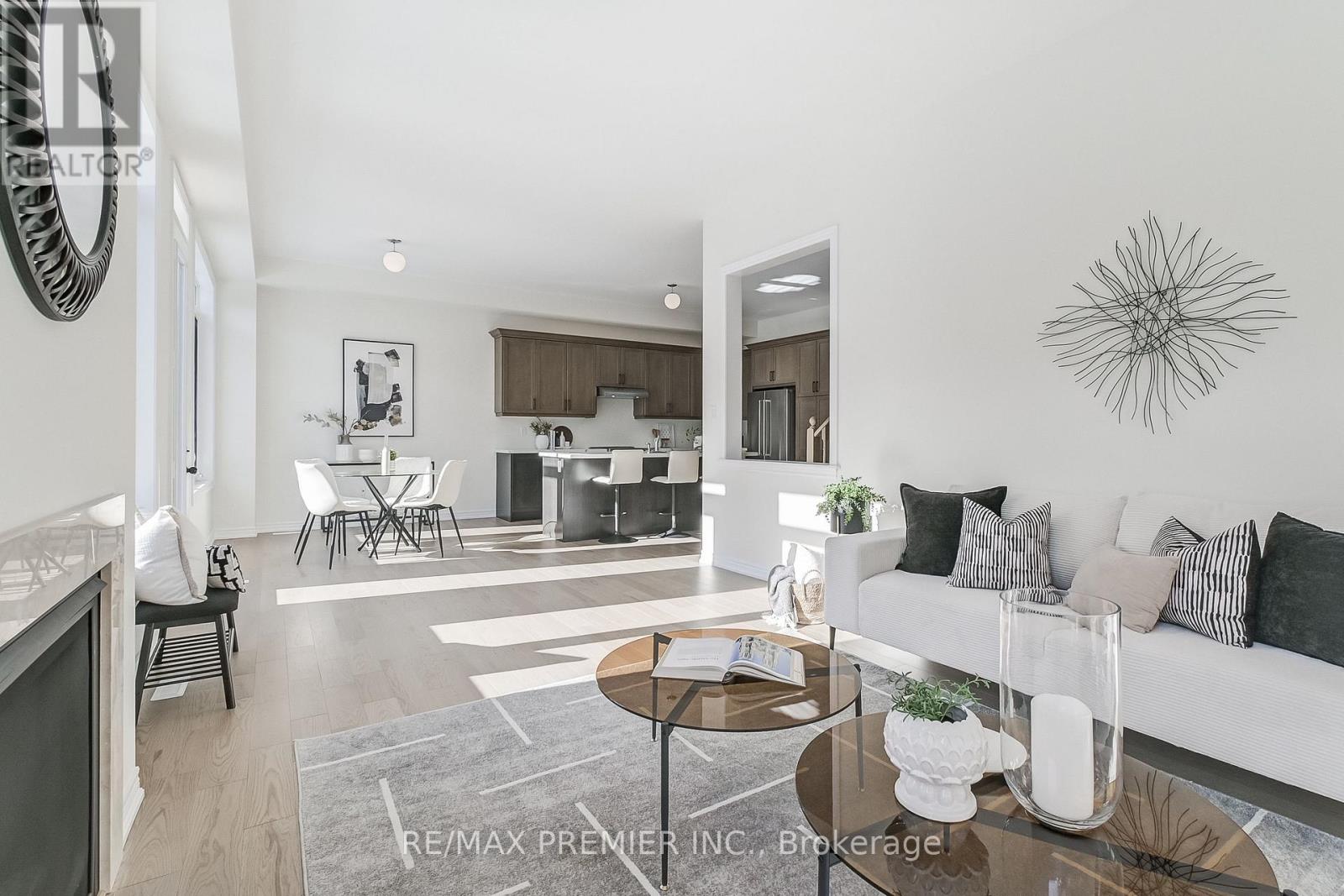 207 Fallharvest Way, Whitchurch-Stouffville, Ontario  L4A 5C2 - Photo 25 - N12023714