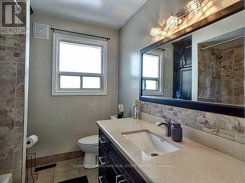 28 Bramhall Court, Brampton (Madoc), Ontario  L6V 3L2 - Photo 20 - W12023682