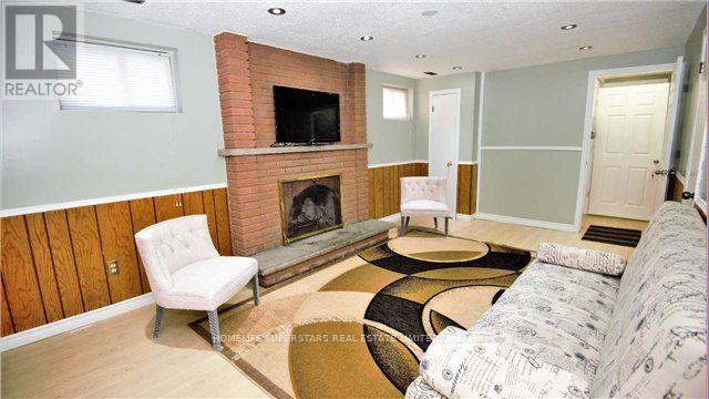 28 Bramhall Court, Brampton (Madoc), Ontario  L6V 3L2 - Photo 22 - W12023682