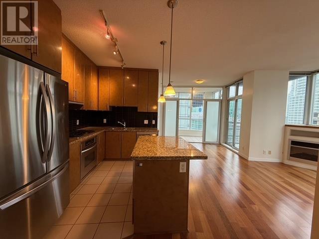 Listing Picture 10 of 26 : 2303 1189 MELVILLE STREET, Vancouver / 溫哥華 - 魯藝地產 Yvonne Lu Group - MLS Medallion Club Member