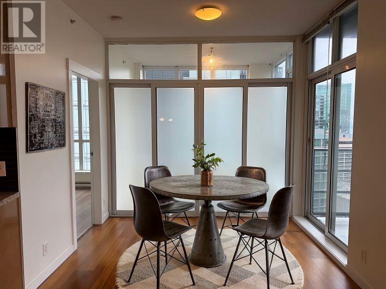 Listing Picture 22 of 26 : 2303 1189 MELVILLE STREET, Vancouver / 溫哥華 - 魯藝地產 Yvonne Lu Group - MLS Medallion Club Member