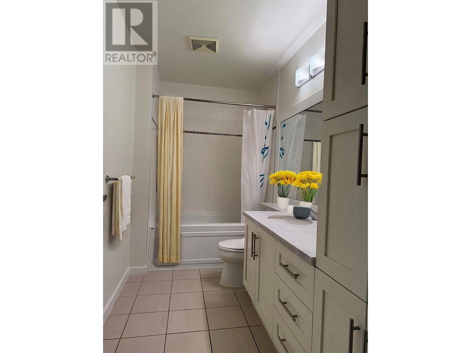 Listing Picture 20 of 26 : 2303 1189 MELVILLE STREET, Vancouver / 溫哥華 - 魯藝地產 Yvonne Lu Group - MLS Medallion Club Member