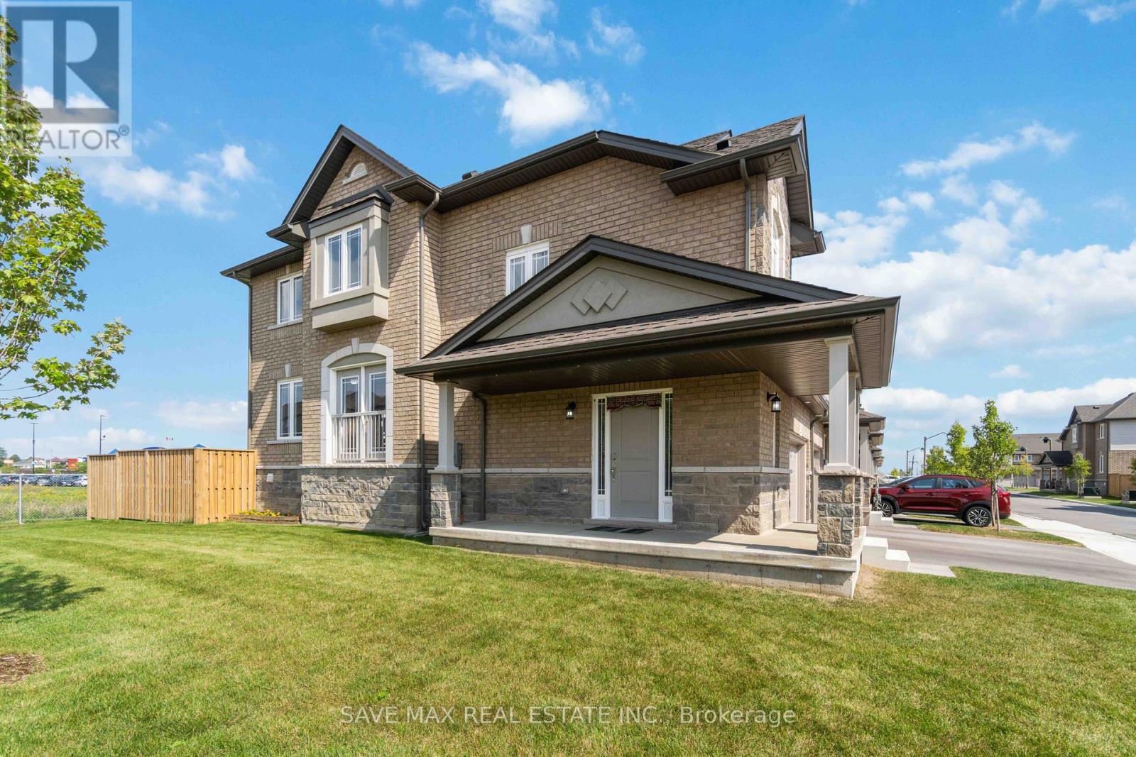 126 Laguna Village Crescent, Hamilton (Hannon), Ontario  L0R 1P0 - Photo 3 - X12023686