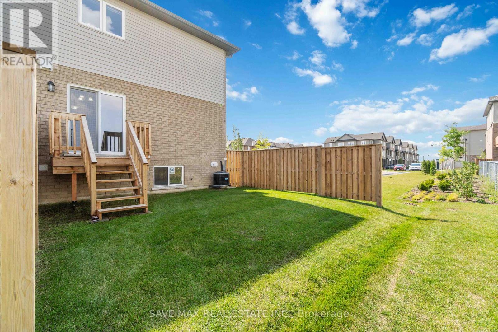126 Laguna Village Crescent, Hamilton (Hannon), Ontario  L0R 1P0 - Photo 42 - X12023686