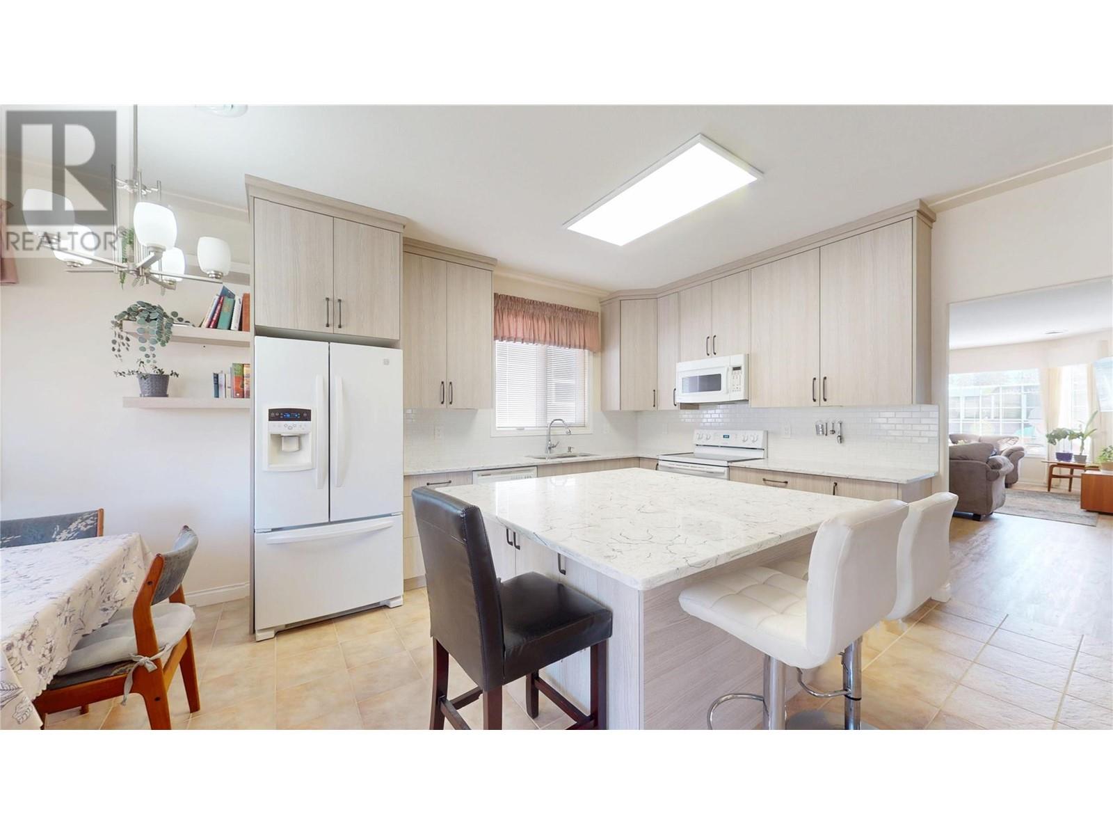 Property at 3360 Old Okanagan Highway Unit# 204 image 4