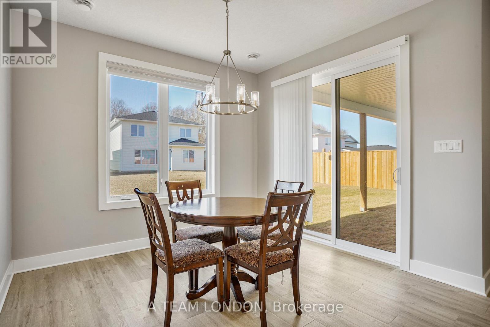 421 Breakwater Boulevard, Central Elgin, Ontario  N5L 1C5 - Photo 10 - X12023818