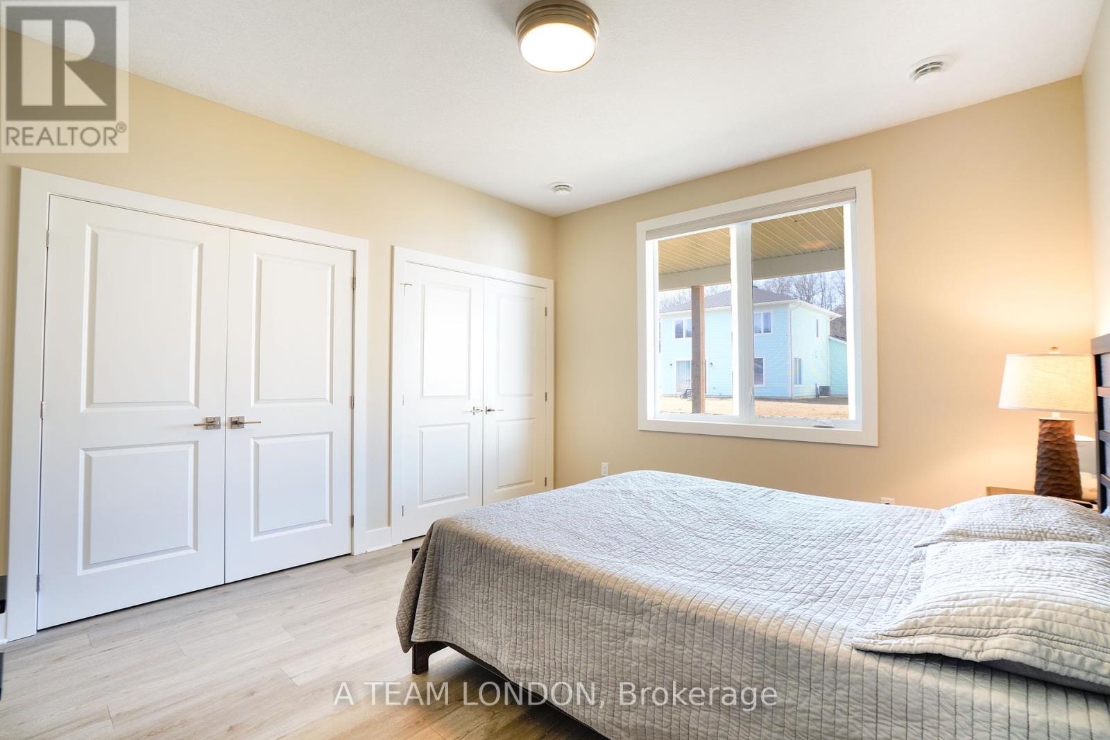 421 Breakwater Boulevard, Central Elgin, Ontario  N5L 1C5 - Photo 14 - X12023818