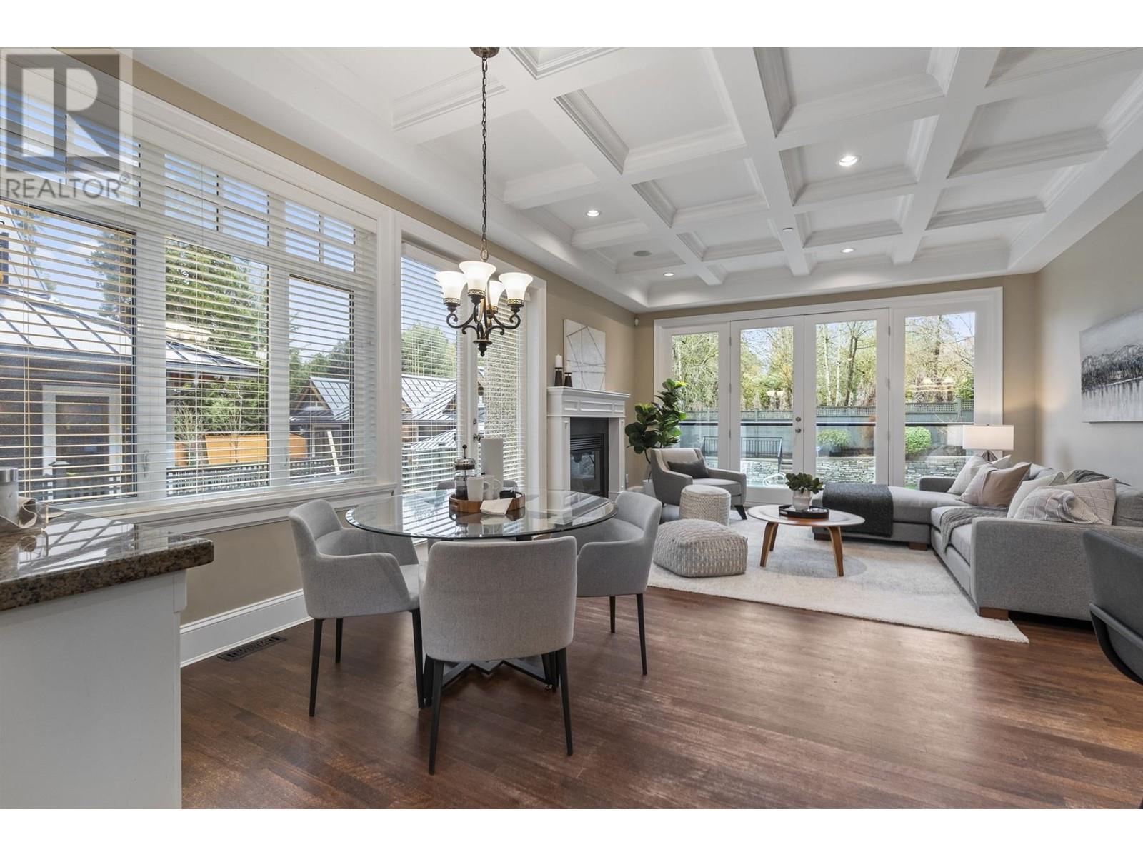 Listing Picture 10 of 40 : 2055 W 53RD AVENUE, Vancouver / 溫哥華 - 魯藝地產 Yvonne Lu Group - MLS Medallion Club Member