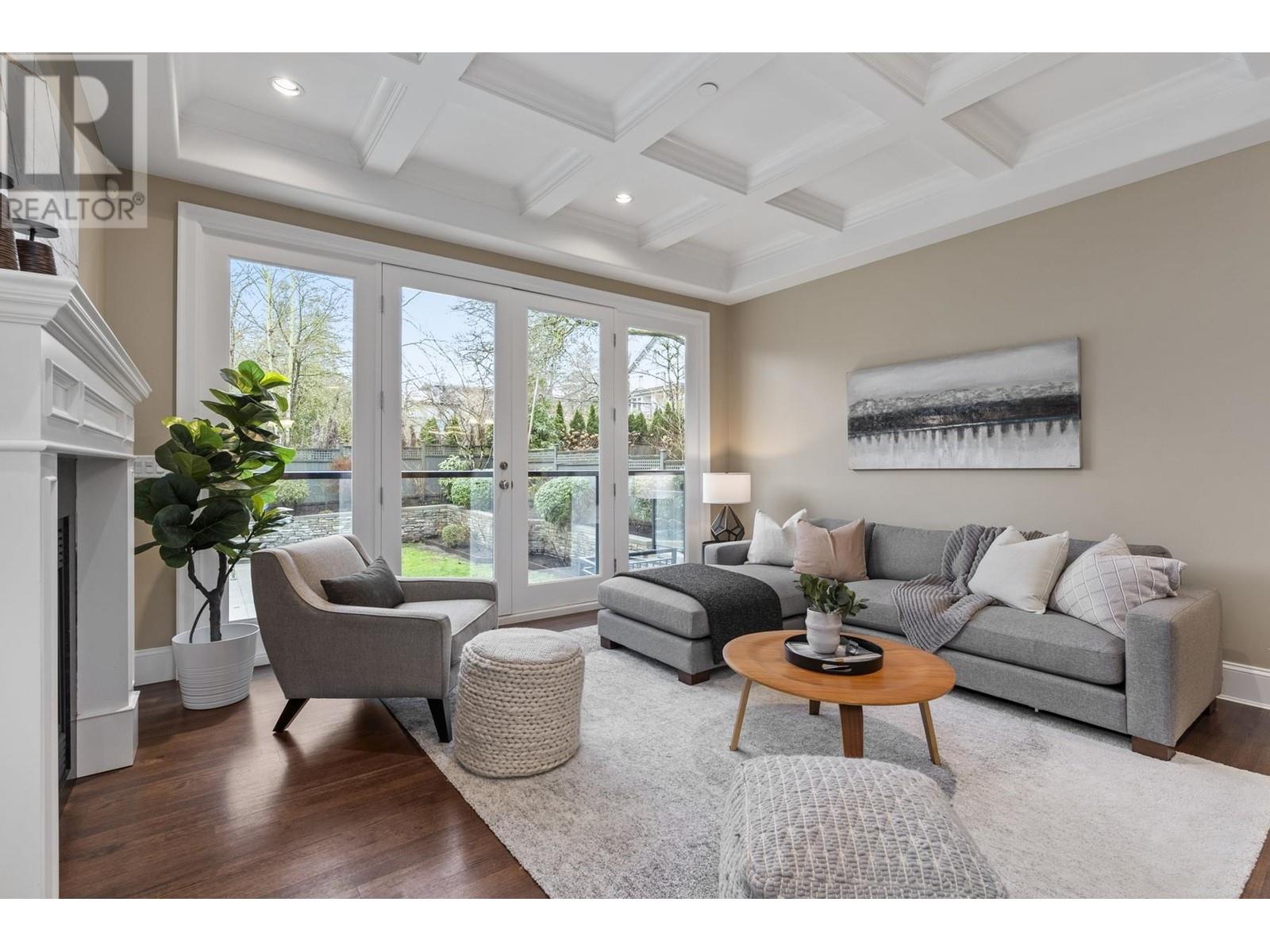 Listing Picture 6 of 40 : 2055 W 53RD AVENUE, Vancouver / 溫哥華 - 魯藝地產 Yvonne Lu Group - MLS Medallion Club Member