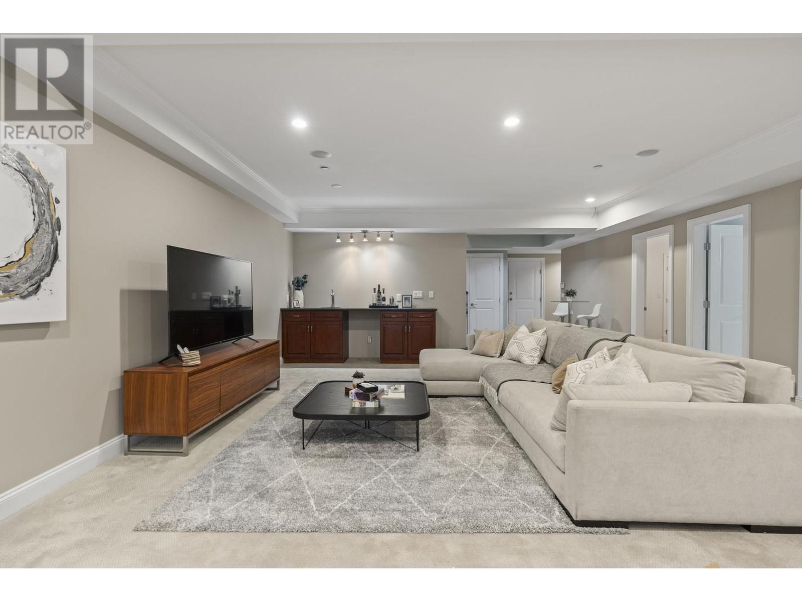 Listing Picture 32 of 40 : 2055 W 53RD AVENUE, Vancouver / 溫哥華 - 魯藝地產 Yvonne Lu Group - MLS Medallion Club Member