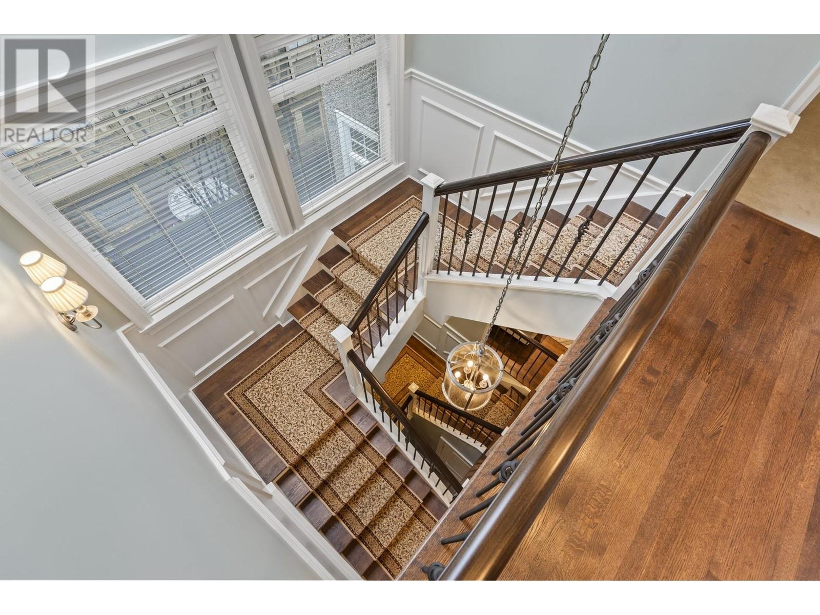 Listing Picture 30 of 40 : 2055 W 53RD AVENUE, Vancouver / 溫哥華 - 魯藝地產 Yvonne Lu Group - MLS Medallion Club Member