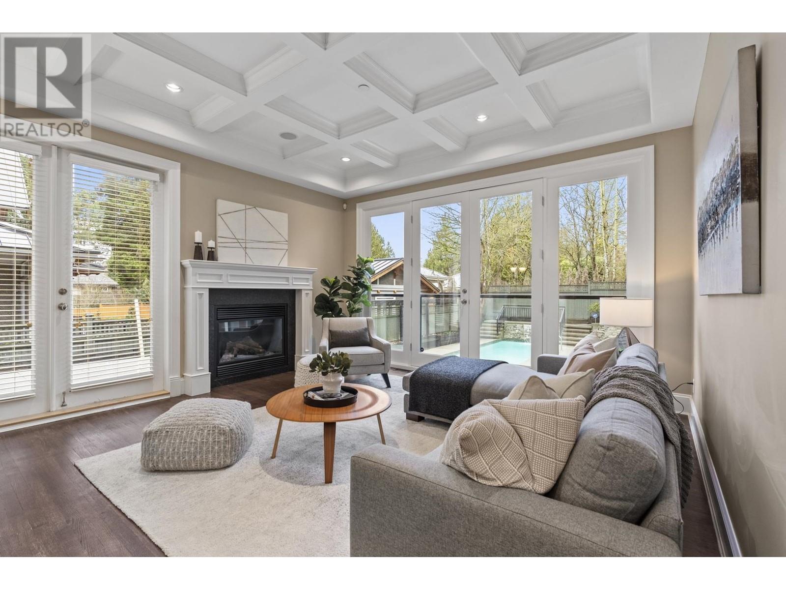 Listing Picture 12 of 40 : 2055 W 53RD AVENUE, Vancouver / 溫哥華 - 魯藝地產 Yvonne Lu Group - MLS Medallion Club Member
