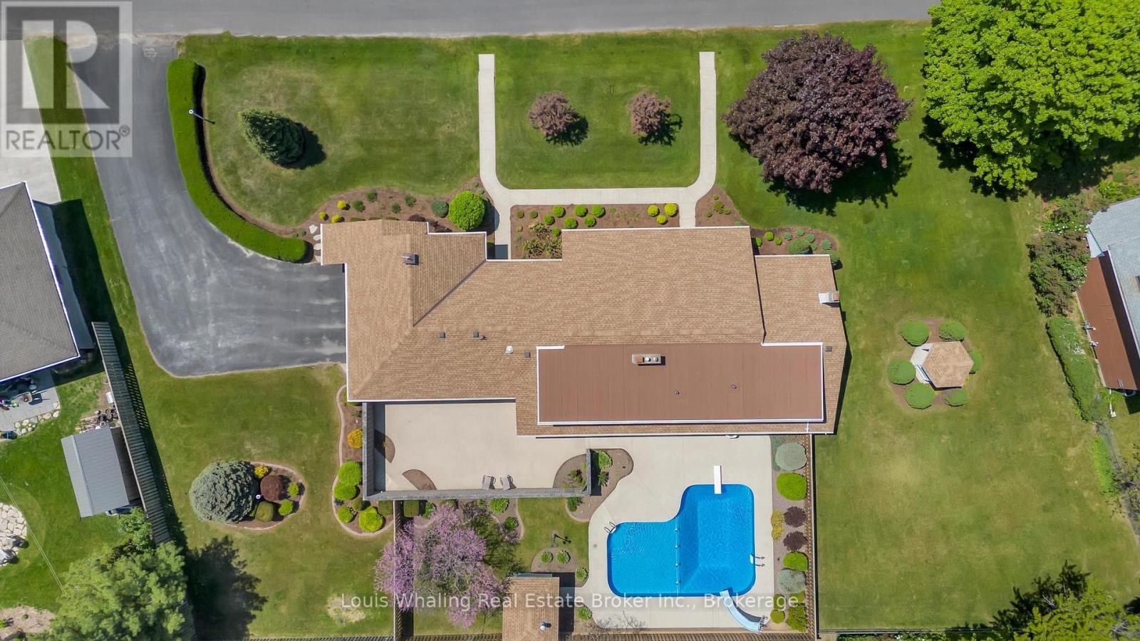 241 4th Avenue, Hanover, Ontario  N4N 2B6 - Photo 24 - X12023807