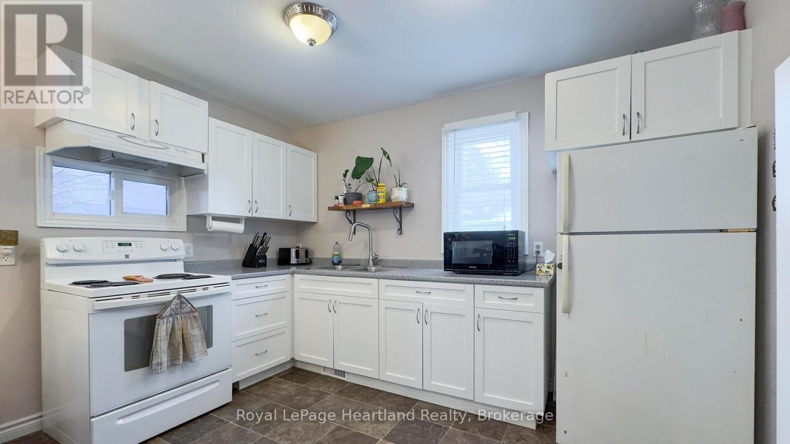 30 Quebec Road, Huron East, Ontario  N0M 1L0 - Photo 10 - X12023896
