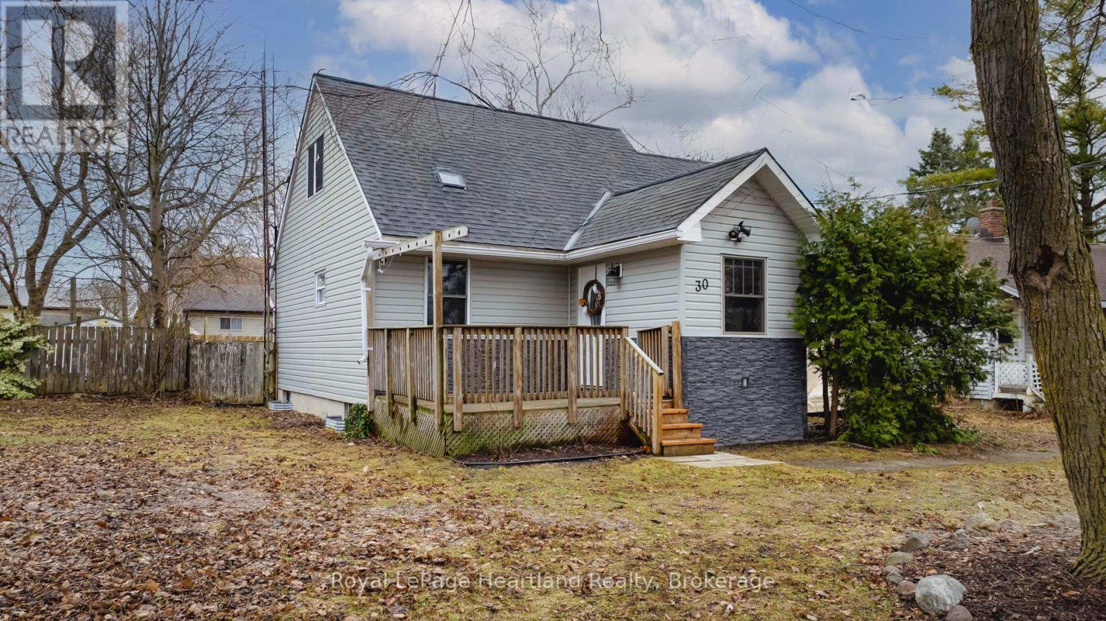 30 Quebec Road, Huron East, Ontario  N0M 1L0 - Photo 2 - X12023896