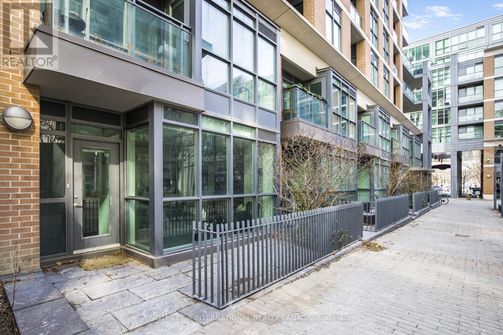 Th108 - 1171 Queen Street W, Toronto, Ontario  M6J 0A5 - Photo 2 - C12023817