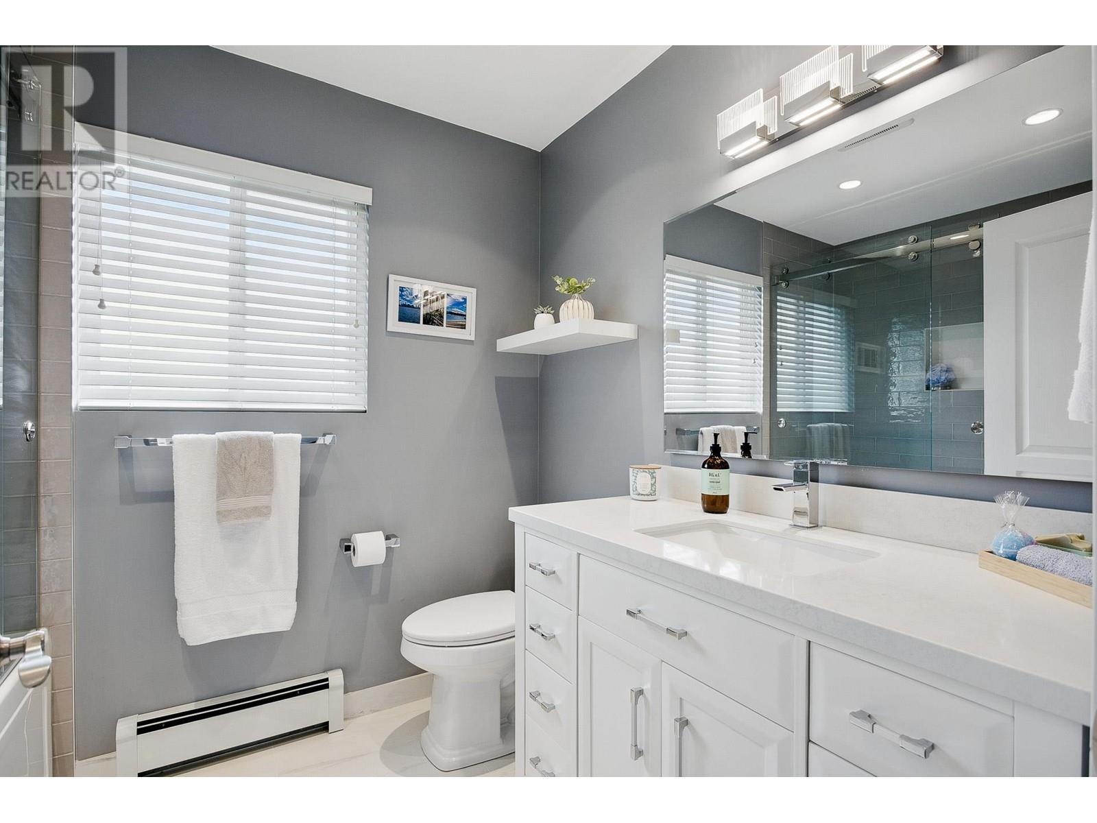 1116 Cartier Avenue, Coquitlam, British Columbia  V3K 2B9 - Photo 15 - R2977552