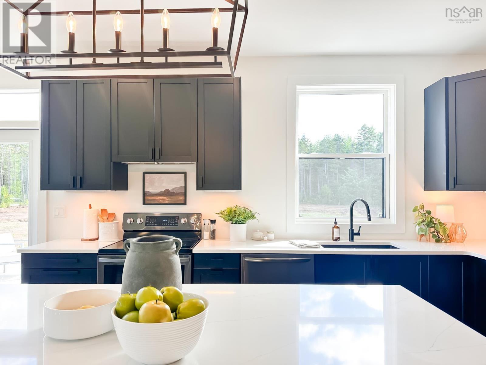 644 North Bishop Road, Brooklyn Corner, Nova Scotia  B0P 1G0 - Photo 12 - 202505074