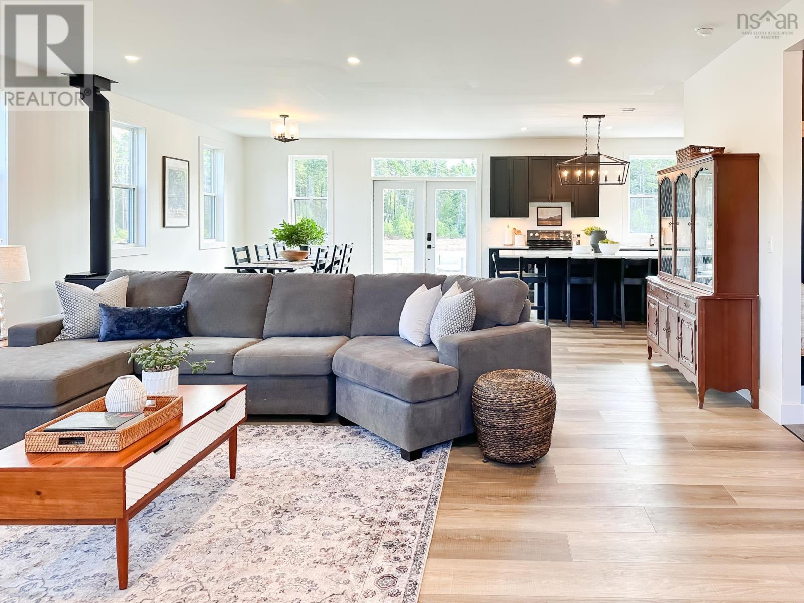 644 North Bishop Road, Brooklyn Corner, Nova Scotia  B0P 1G0 - Photo 4 - 202505074