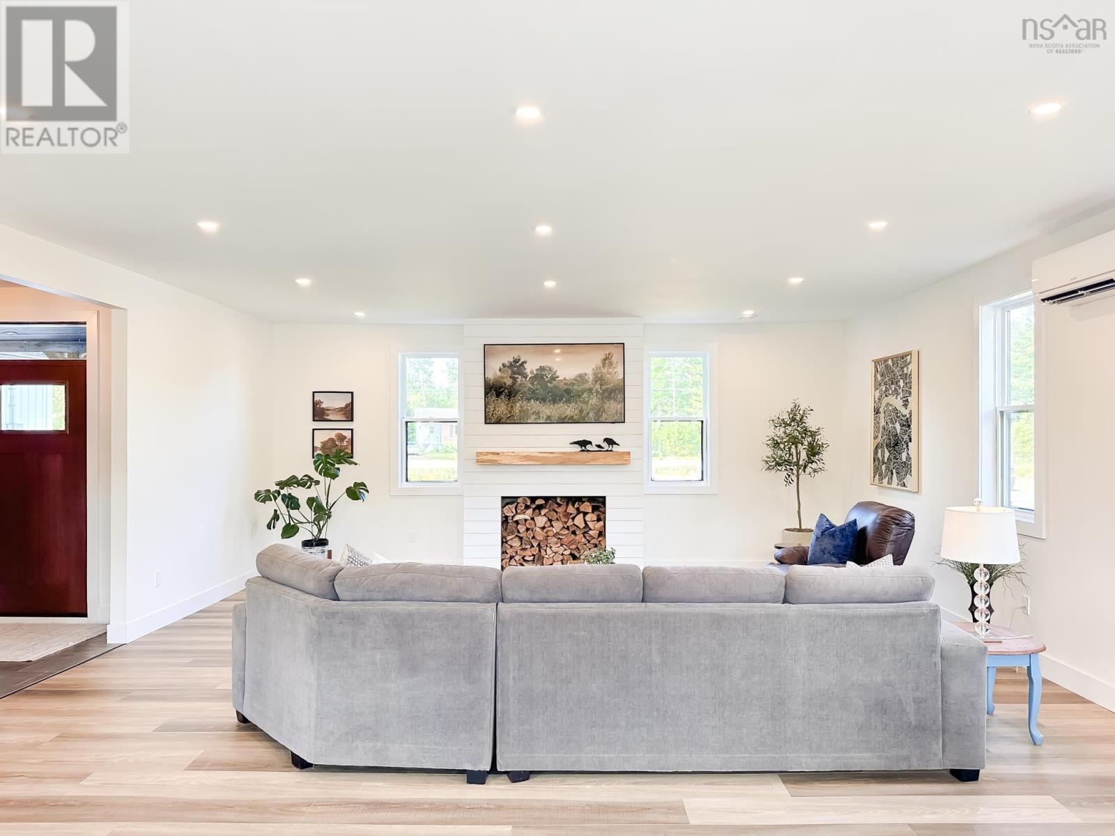 644 North Bishop Road, Brooklyn Corner, Nova Scotia  B0P 1G0 - Photo 7 - 202505074