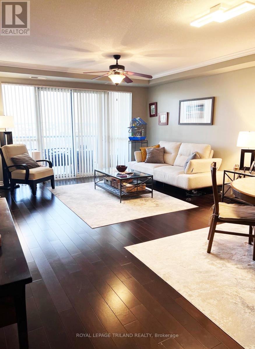 Property at 909 - 1030 CORONATION DRIVE image 3