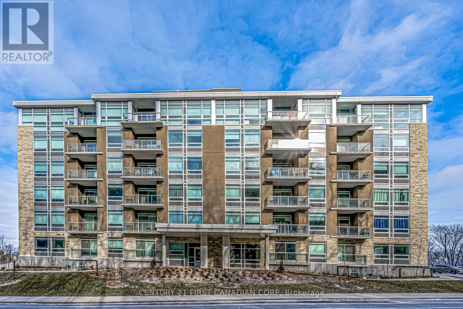 Property at 103 - 455 CHARLTON AVENUE image 2