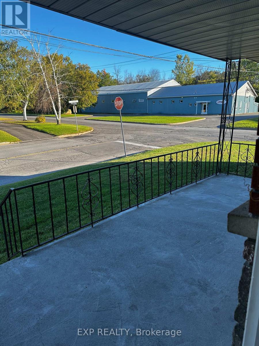 540 Champlain Street, Hawkesbury, Ontario  K6A 2C4 - Photo 21 - X12023976